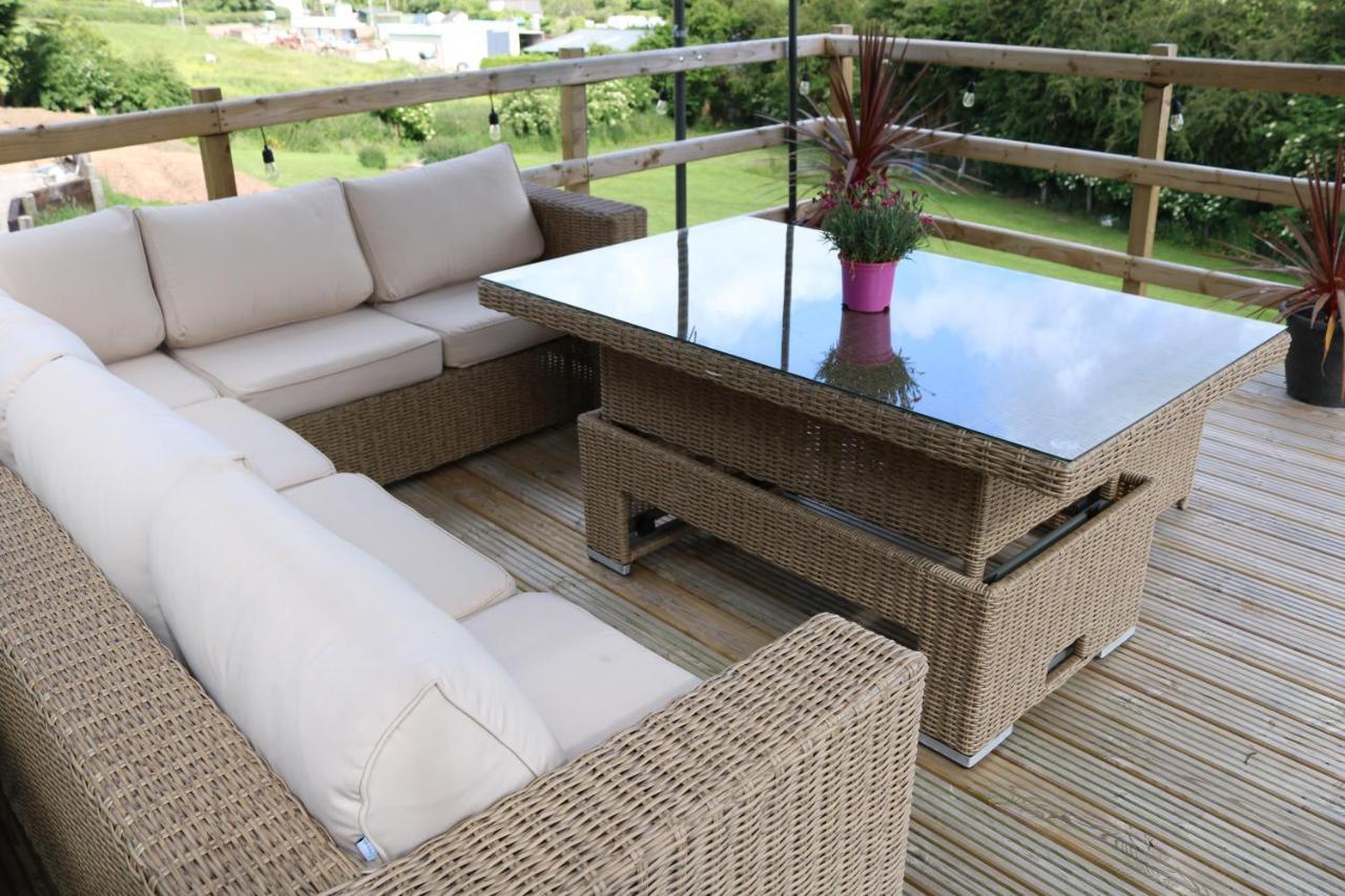 Apartment Lovely 1 Bedroom Basement With Stunning Views