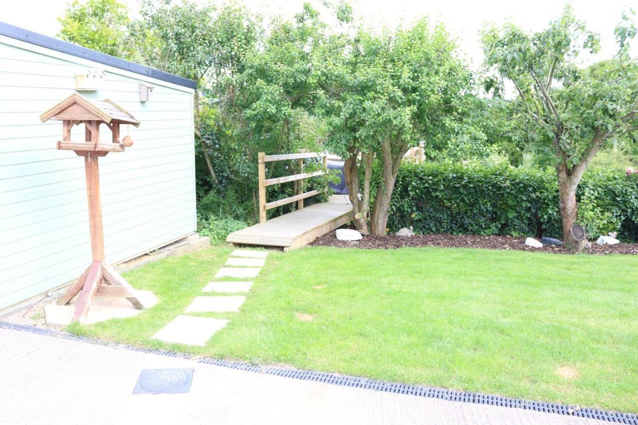 Lovely 1 Bedroom Basement With Stunning Views Bodfari